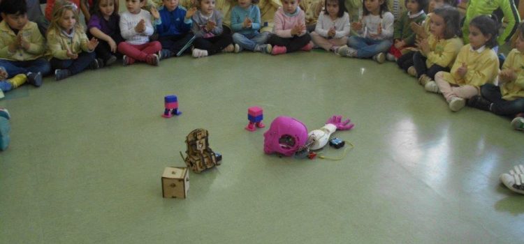 El IES JUAN DE ÁVILA en las Jornadas de robótica en Ciudad Real El IES JUAN DE ÁVILA en las Jornadas de robótica en Ciudad Real